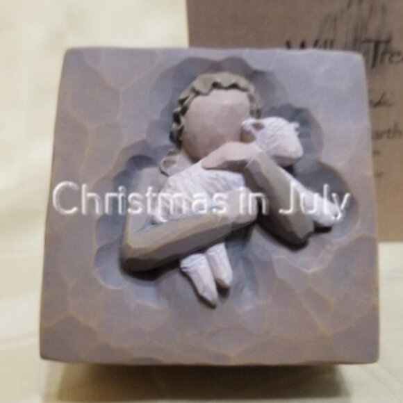 Willow Tree Susan Lordi Peace on Earth Lamb Keepsake Box #26612 with box - Picture 4 of 4